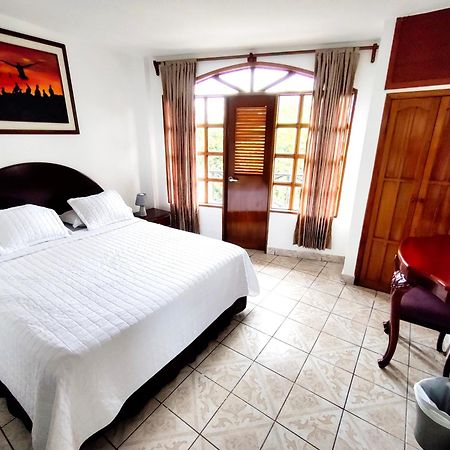 Grand Hotel Leon Marino Galapagos Пуэрто-Айора Экстерьер фото